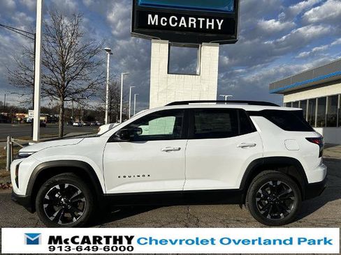 New 2026 Chevrolet Equinox RS image 3