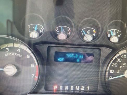 Used 2016 Ford F250 XL w/ Power Equipment Group image 7