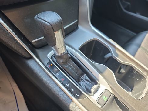 Used 2020 Honda Accord EX image 25