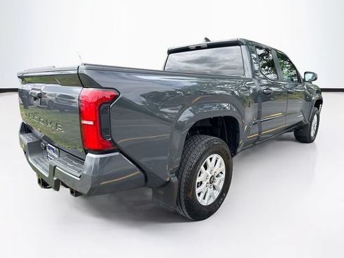Used 2024 Toyota Tacoma SR5 AWD/4WD image 7