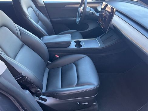 Used 2023 Tesla Model Y AWD image 13
