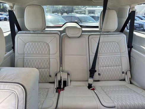 Used 2022 Lincoln Navigator L Black Label image 25