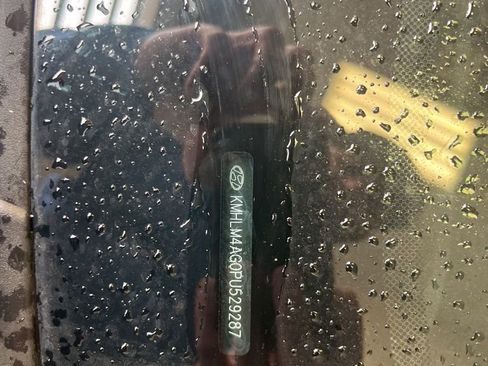 Used 2023 Hyundai Elantra SEL image 3