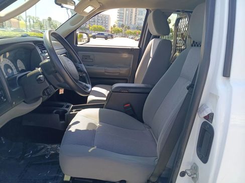 Used 2011 Dodge Dakota Big Horn w/ Skid Plate Group AWD/4WD image 16