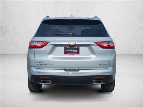 Used 2020 Chevrolet Traverse Premier AWD/4WD image 7