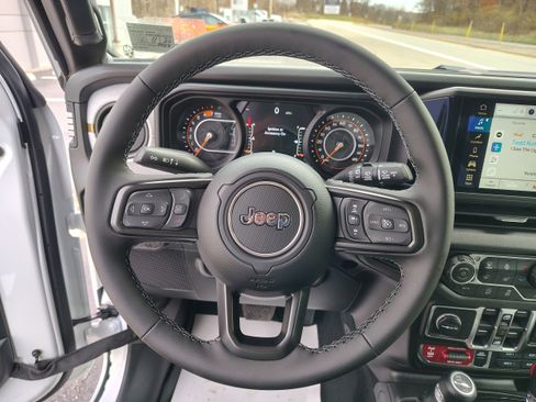 New 2026 Jeep Wrangler Unlimited Sport image 18