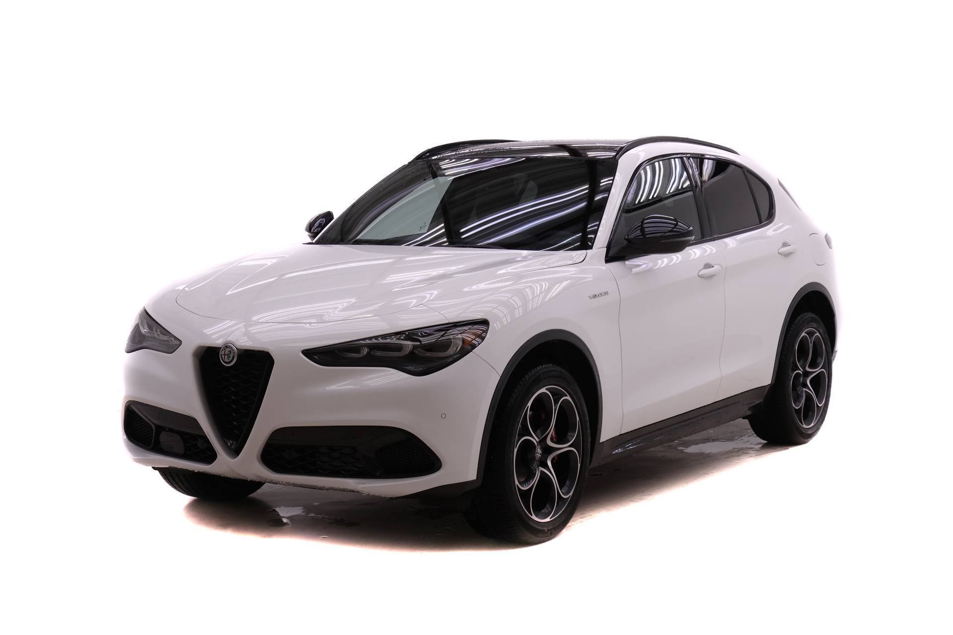 New 2026 Alfa Romeo Stelvio Sprint AWD/4WD image 1