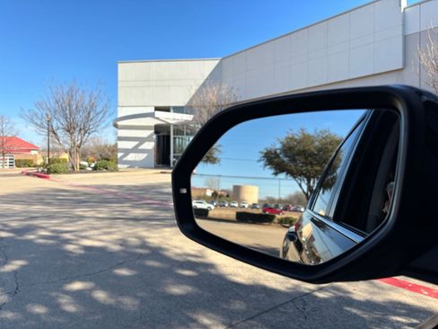 Used 2018 Volkswagen Atlas Launch Edition image 33