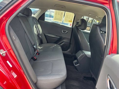 Used 2025 Kia K4 FWD image 24
