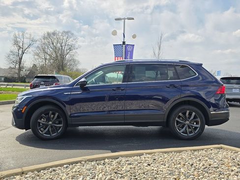 Used 2022 Volkswagen Tiguan SE w/ Panoramic Sunroof Package AWD/4WD image 21