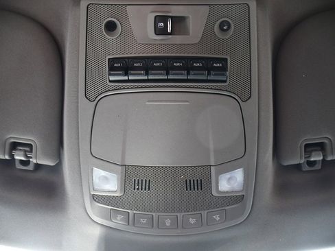 Used 2017 Ford F350 Lariat image 25