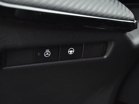 New 2026 Nissan Kicks SR w/ SR Premium Package image 11