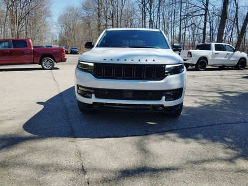 Used 2023 Jeep Wagoneer Series II image 8