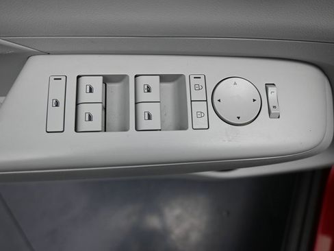 Used 2025 Hyundai Kona SEL image 21