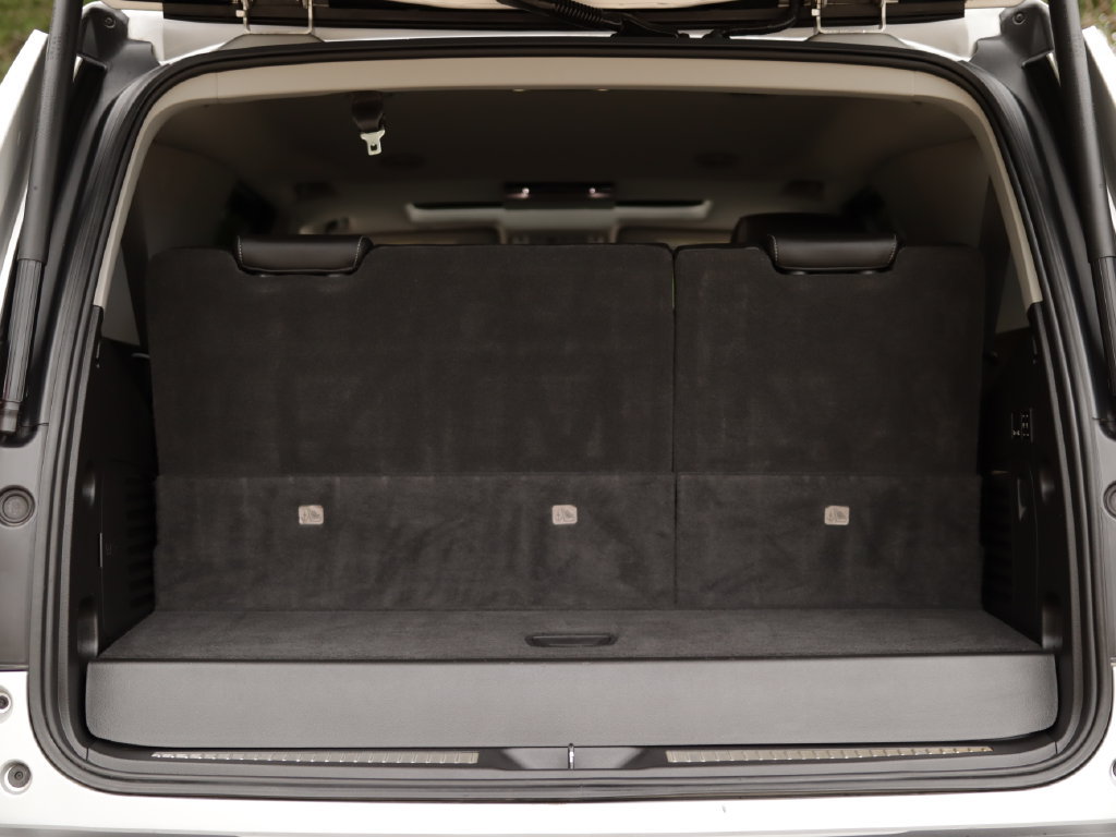 Used 2019 Chevrolet Tahoe Premier AWD/4WD image 34