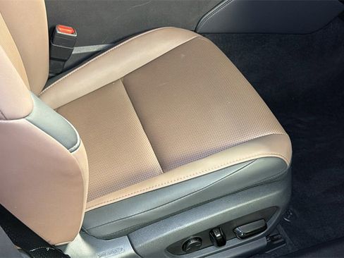 Certified 2023 Lexus ES 350 w/ Premium Package image 12