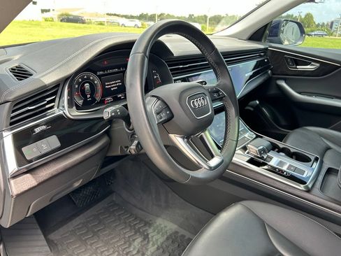 Used 2023 Audi Q8 Premium w/ Convenience Package AWD/4WD image 16