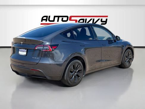 Used 2025 Tesla Model Y Long Range AWD/4WD image 7