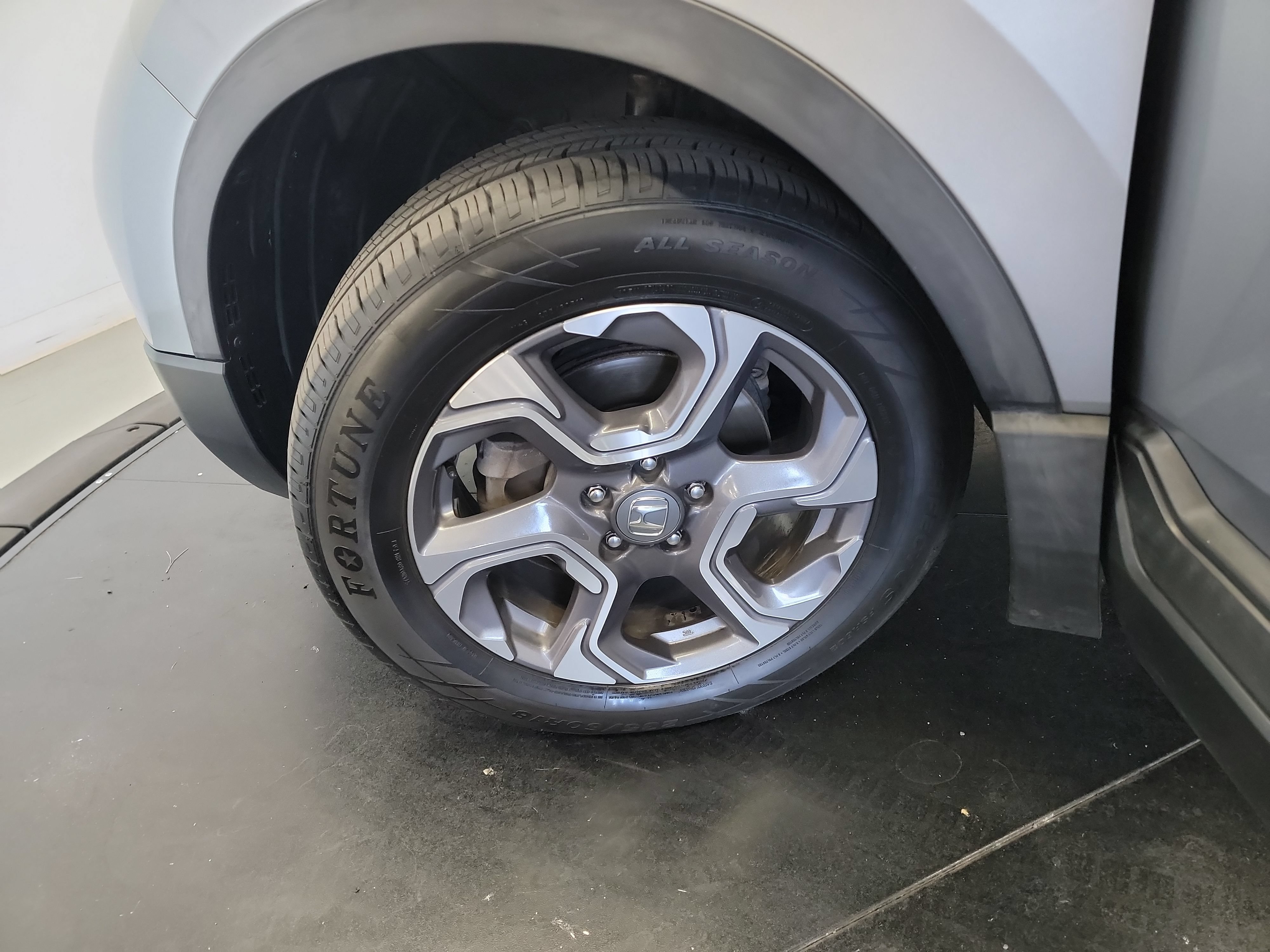 Used 2018 Honda CR-V EX image 30