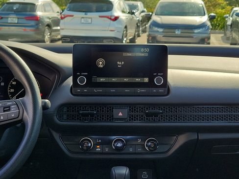 Used 2024 Honda HR-V LX image 18