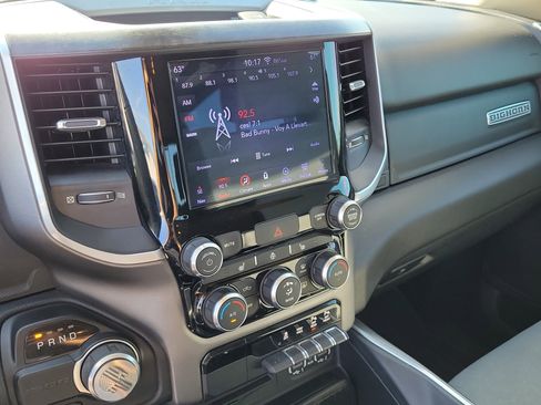 Used 2019 RAM 1500 Big Horn image 31