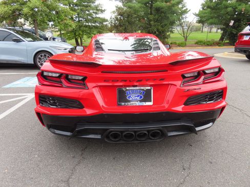 Used 2023 Chevrolet Corvette Z06 w/ Battery Protection Package RWD image 7