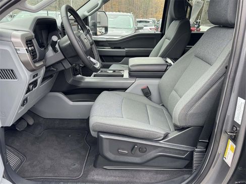 New 2025 Ford F150 XLT w/ Equipment Group 302A MID image 19