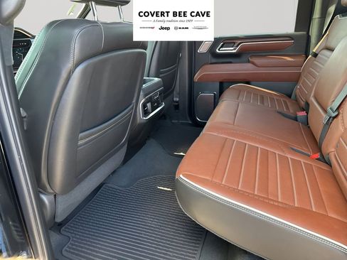 Used 2024 GMC Sierra 3500 Denali Ultimate image 21