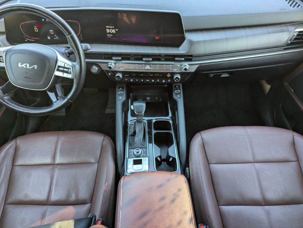 Used 2023 Kia Telluride EX w/ EX Captain's Chair Package AWD/4WD image 18