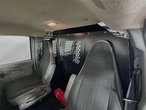 Used 2023 GMC Savana 2500 w/ Driver Convenience Package image 30