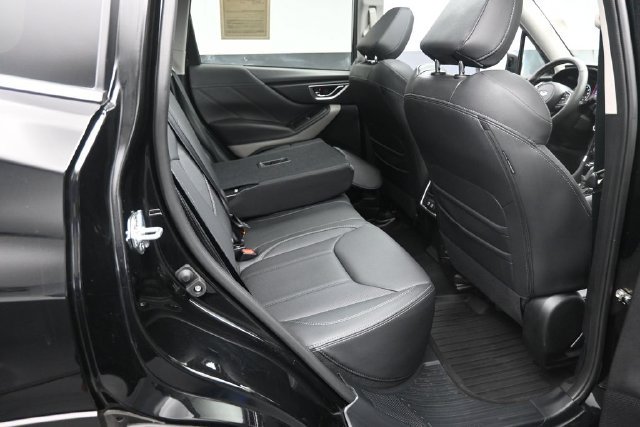 Used 2024 Subaru Forester Limited AWD/4WD image 28
