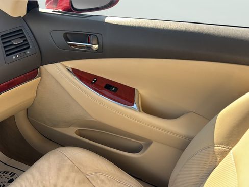 Used 2011 Lexus ES 350 FWD image 17