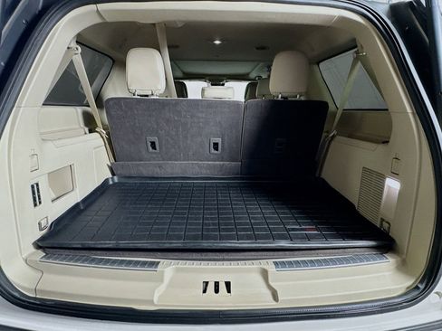 Used 2019 Lincoln Navigator L Reserve image 31