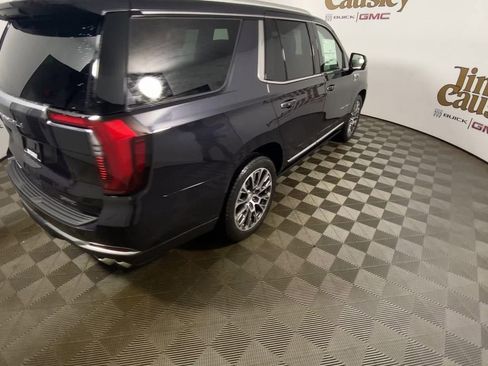 New 2026 GMC Yukon Denali w/ Denali Reserve Package AWD/4WD image 8