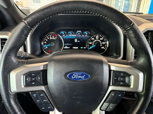 Used 2020 Ford F150 Lariat w/ Equipment Group 502A Luxury AWD/4WD image 14