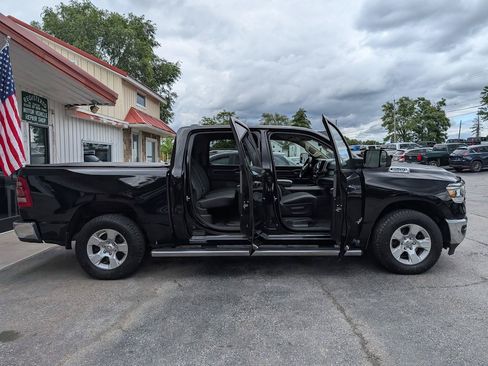 Used 2019 RAM 1500 Big Horn AWD/4WD image 16