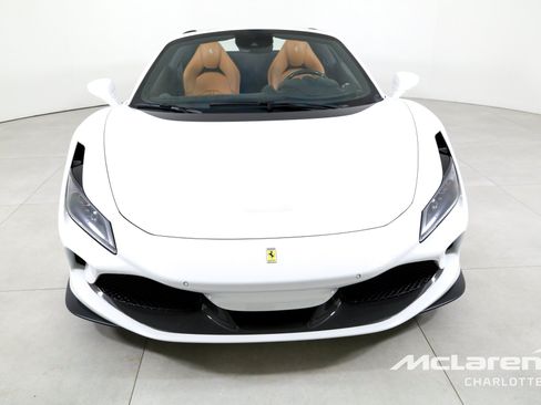 Used 2023 Ferrari F8 Tributo RWD image 5