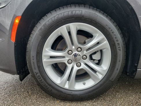 Used 2023 Dodge Charger SXT image 9