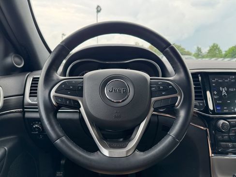 Used 2022 Jeep Grand Cherokee Limited AWD/4WD image 15