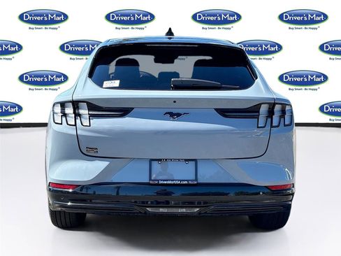 Used 2024 Ford Mustang Mach-E Premium image 7