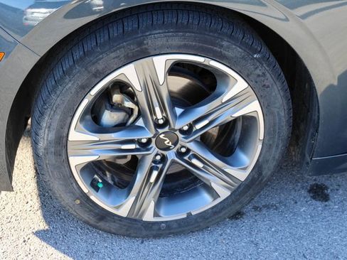 Used 2022 Kia K5 EX w/ EX Premium Package image 7