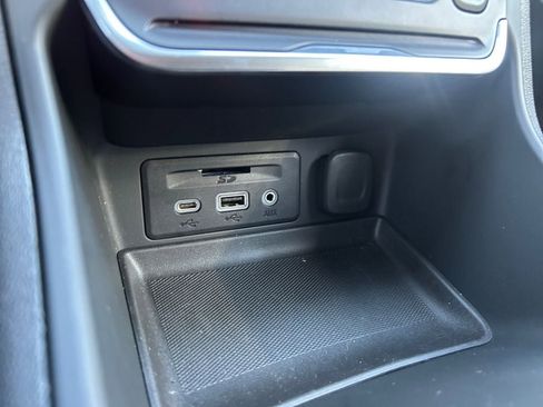 Used 2021 GMC Terrain SLT image 35