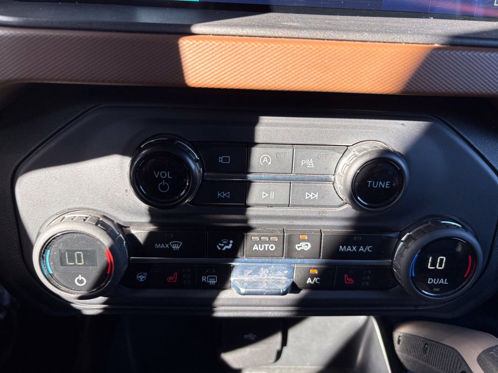 Used 2024 Ford Bronco Outer Banks AWD/4WD image 37