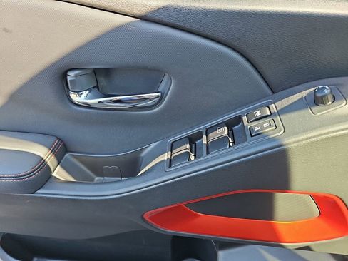 Used 2024 Nissan Frontier Pro-X w/ Pro Convenience Package image 31