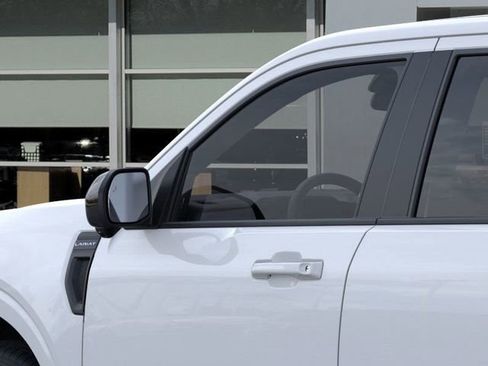 New 2025 Ford Maverick Lariat w/ Black Appearance Package image 21