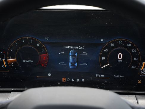 Used 2025 Ford Mustang GT Premium RWD image 11