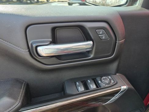 Used 2022 Chevrolet Silverado 1500 LT Trail Boss w/ Bed Protection Package image 17