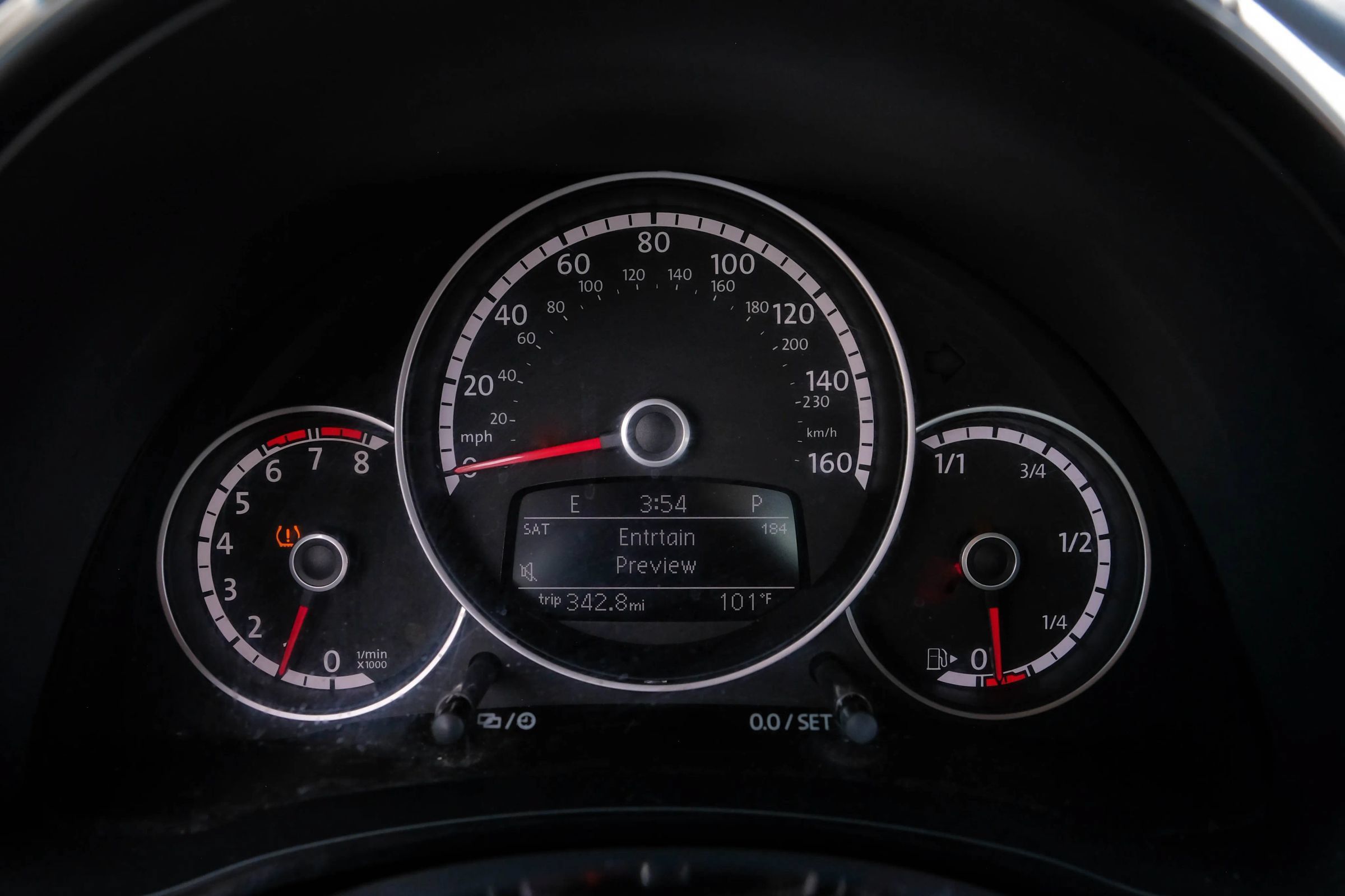 Used 2015 Volkswagen Beetle 1.8T Classic FWD image 18