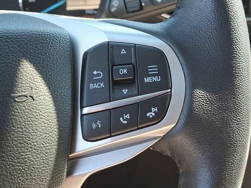 Certified 2022 Ford Explorer XLT w/ Equipment Group 202A AWD/4WD image 32