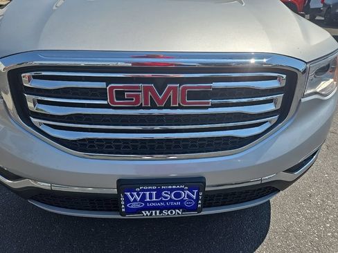 Used 2018 GMC Acadia SLT AWD/4WD image 32